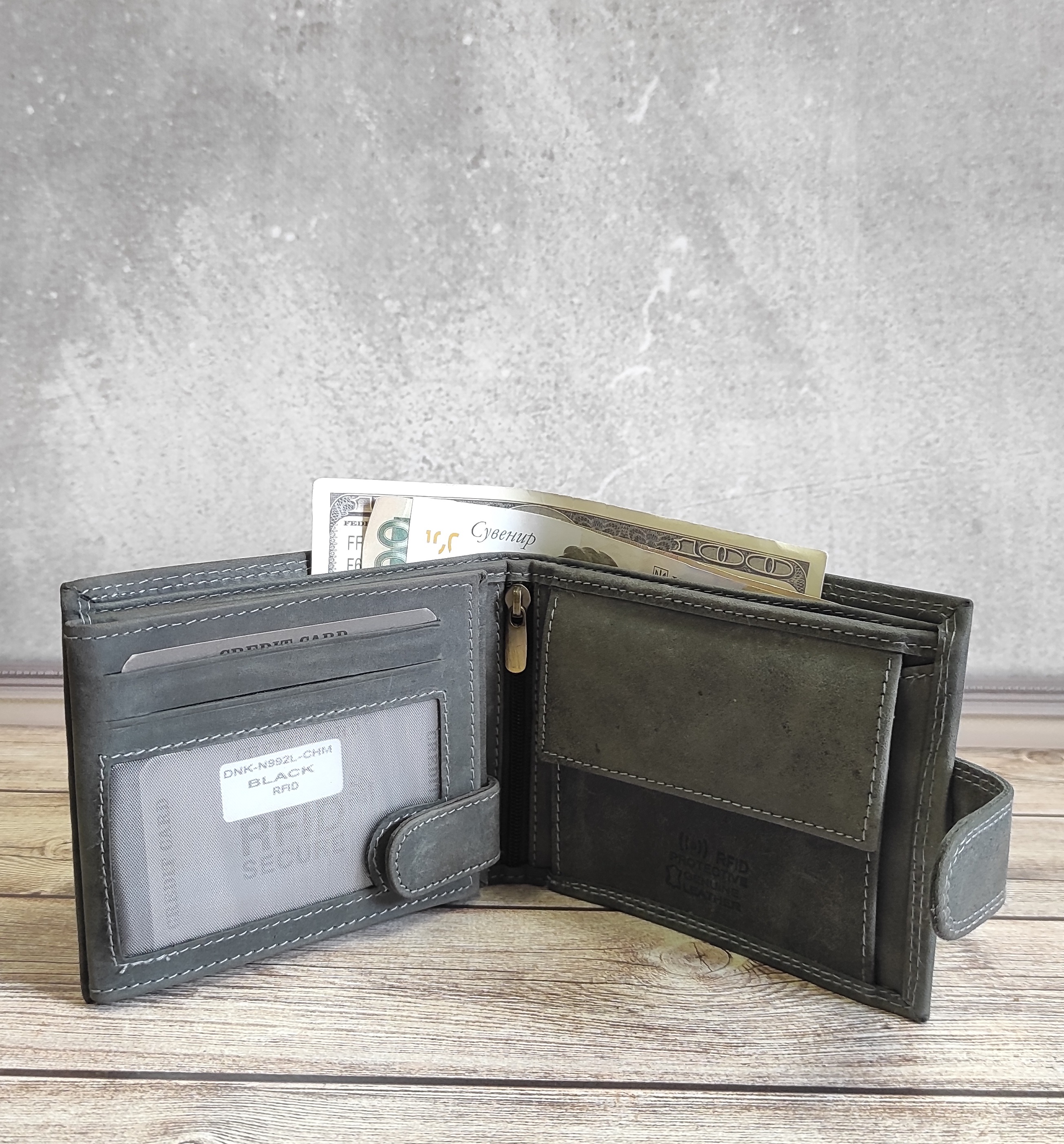 Гаманець чоловічий DNK Leather DNK-N992L-CHM-BLACK сірий Гаманець чоловічий DNK Leather DNK-N992L-CHM-BLACK сірий