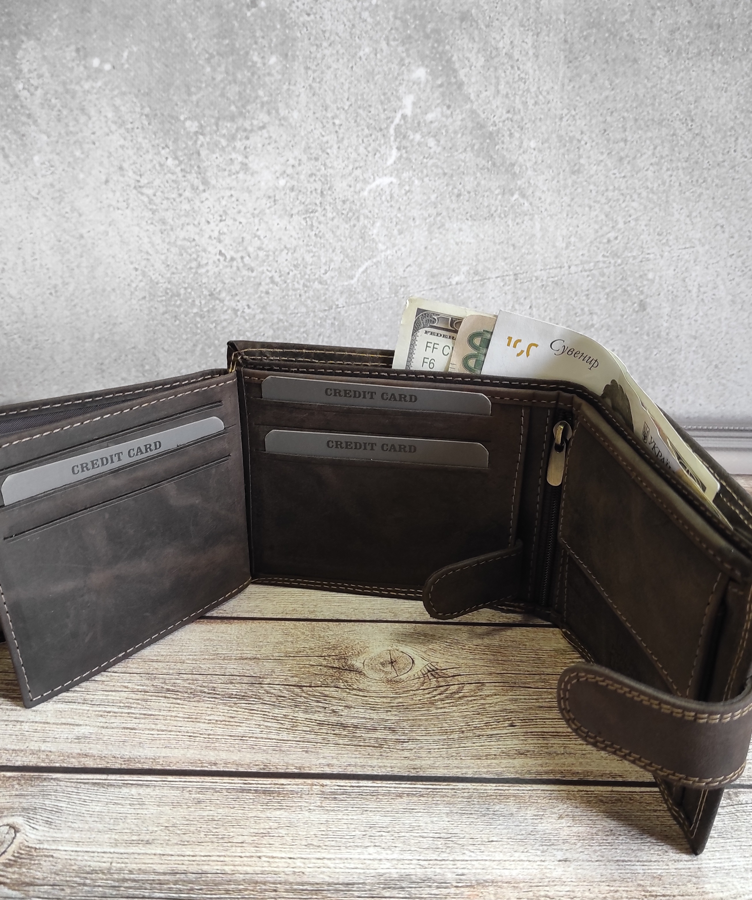 Гаманець чоловічий DNK Leather DNK-N992L-CHM-BROWN коричневий Гаманець чоловічий DNK Leather DNK-N992L-CHM-BROWN коричневий