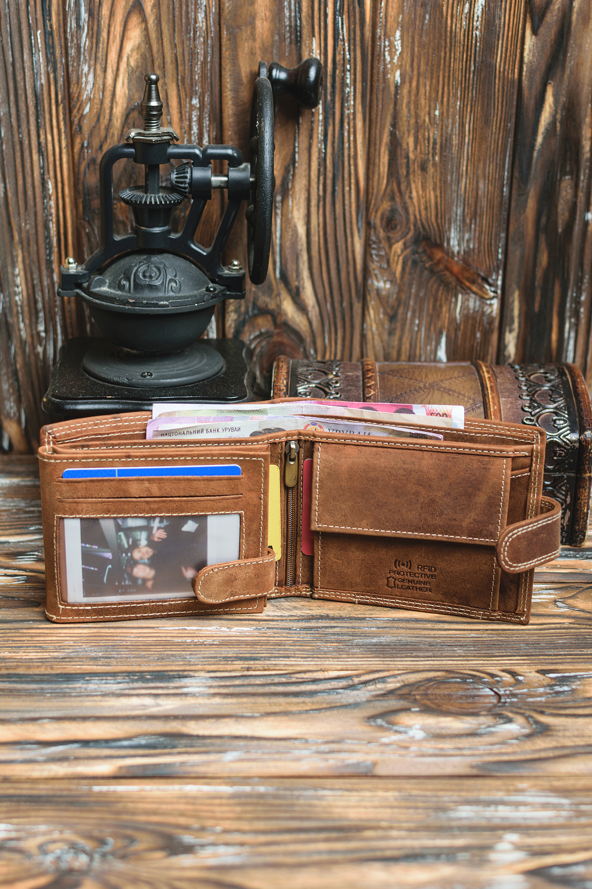 Гаманець чоловічий DNK Leather DNK-N992L-CHM-COGNAC світло-коричневий Гаманець чоловічий DNK Leather DNK-N992L-CHM-COGNAC світло-коричневий