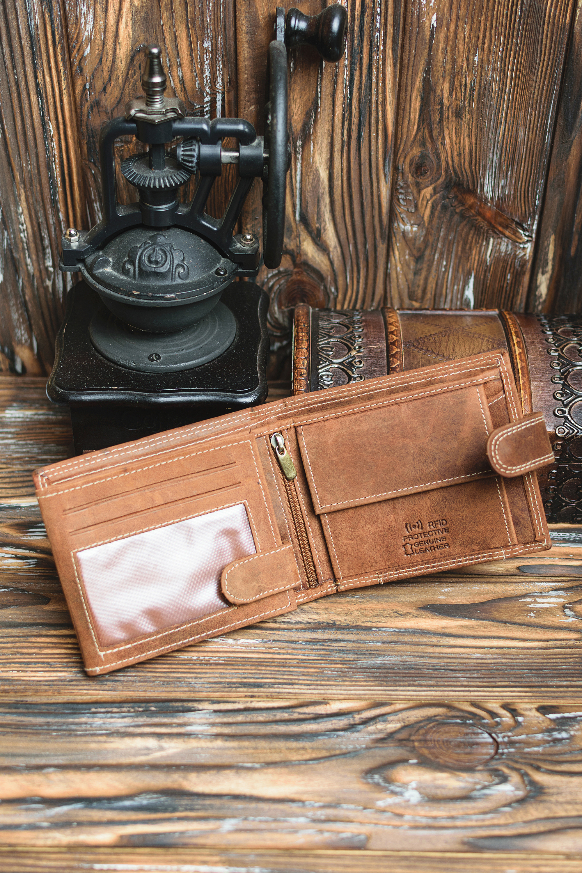 Гаманець чоловічий DNK Leather DNK-N992L-CHM-COGNAC світло-коричневий Гаманець чоловічий DNK Leather DNK-N992L-CHM-COGNAC світло-коричневий