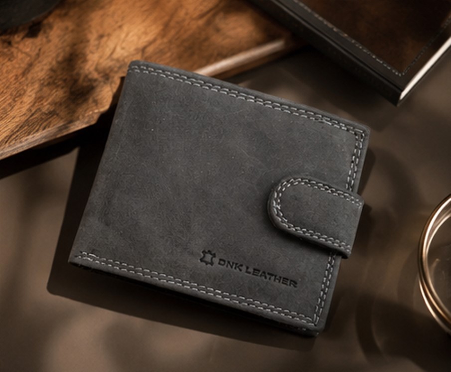 Гаманець чоловічий шкіряний DNK Leather DNK-N0035L-CHM чорний