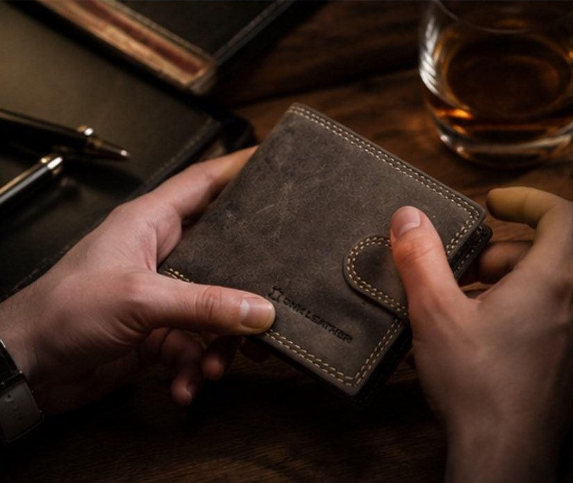 Гаманець чоловічий шкіряний DNK Leather DNK-N0035L-CHM коричневий Гаманець чоловічий шкіряний DNK Leather DNK-N0035L-CHM коричневий