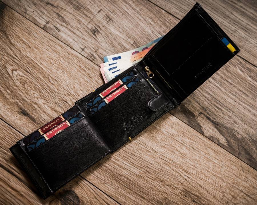 Кошелек мужской PETERSON PTN-304-P-UA-Black Кошелек мужской PETERSON PTN-304-P-UA-Black