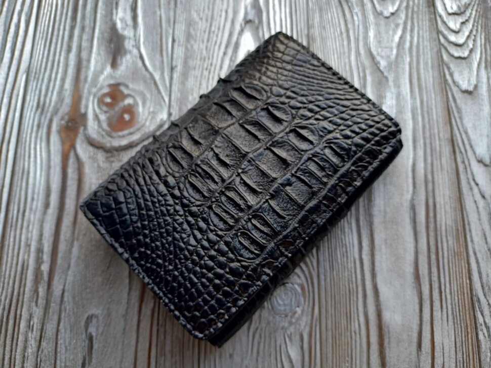 Жіночий гаманець зі шкіри крокодила N1120-Black