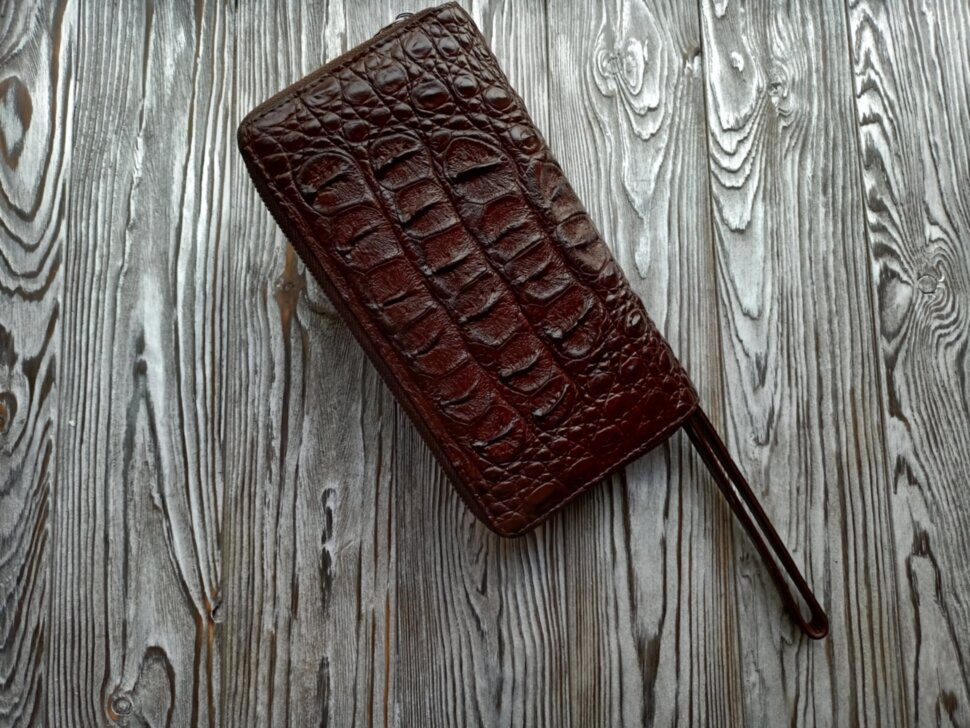Сумка (клатч) на двух молниях из кожи крокодила NCR-4551-brown Сумка (клатч) на двух молниях из кожи крокодила NCR-4551-brown