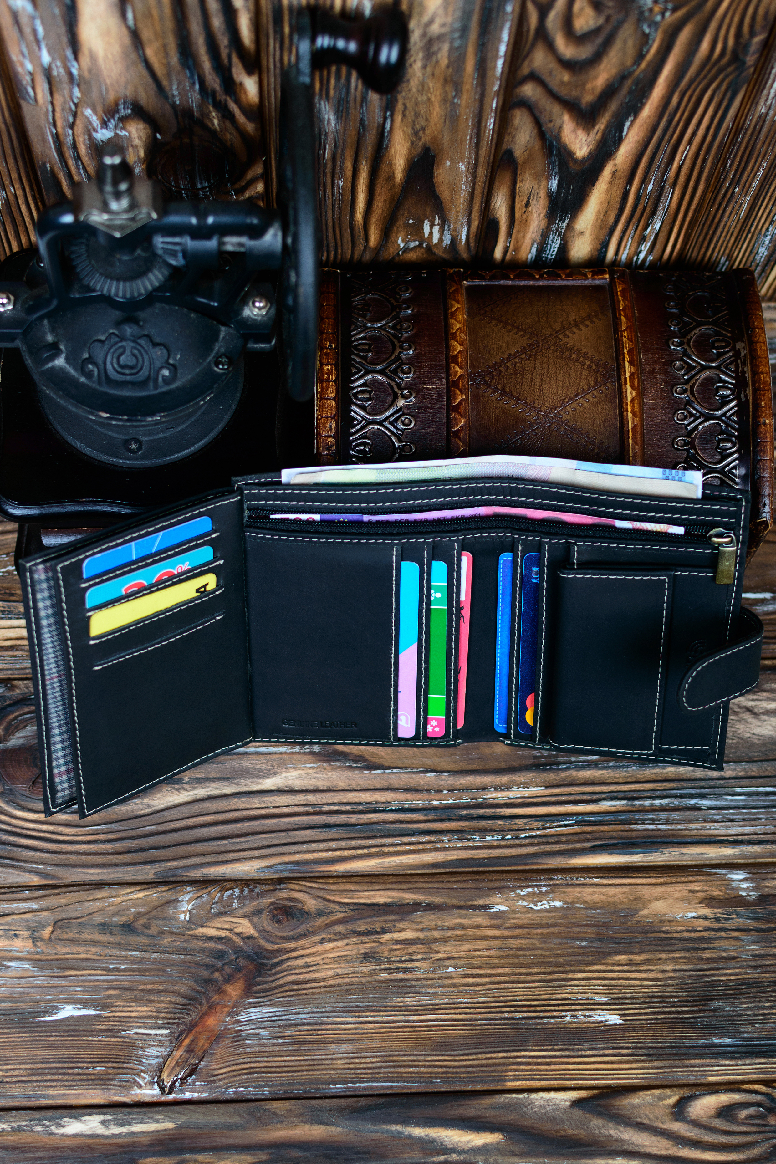 Гаманець чоловічий DNK Leather DNK-06L-BAW-BLACK Гаманець чоловічий DNK Leather DNK-06L-BAW-BLACK