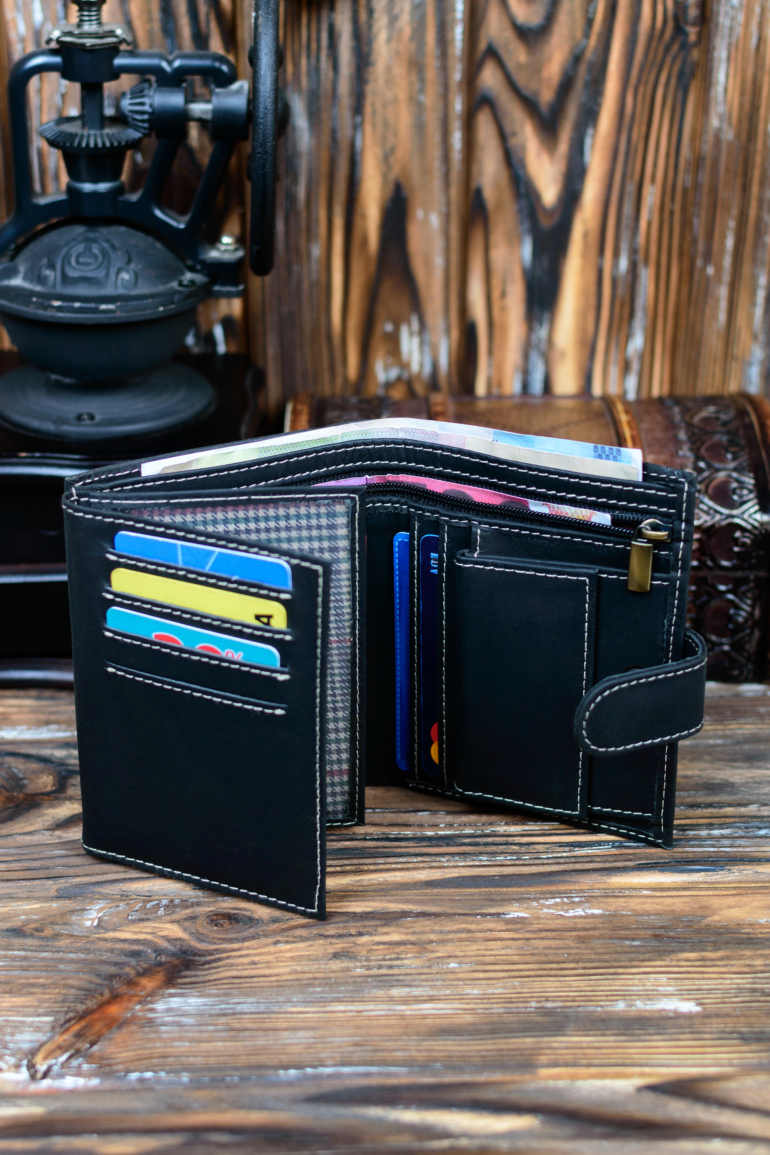 Гаманець чоловічий DNK Leather DNK-06L-BAW-BLACK Гаманець чоловічий DNK Leather DNK-06L-BAW-BLACK