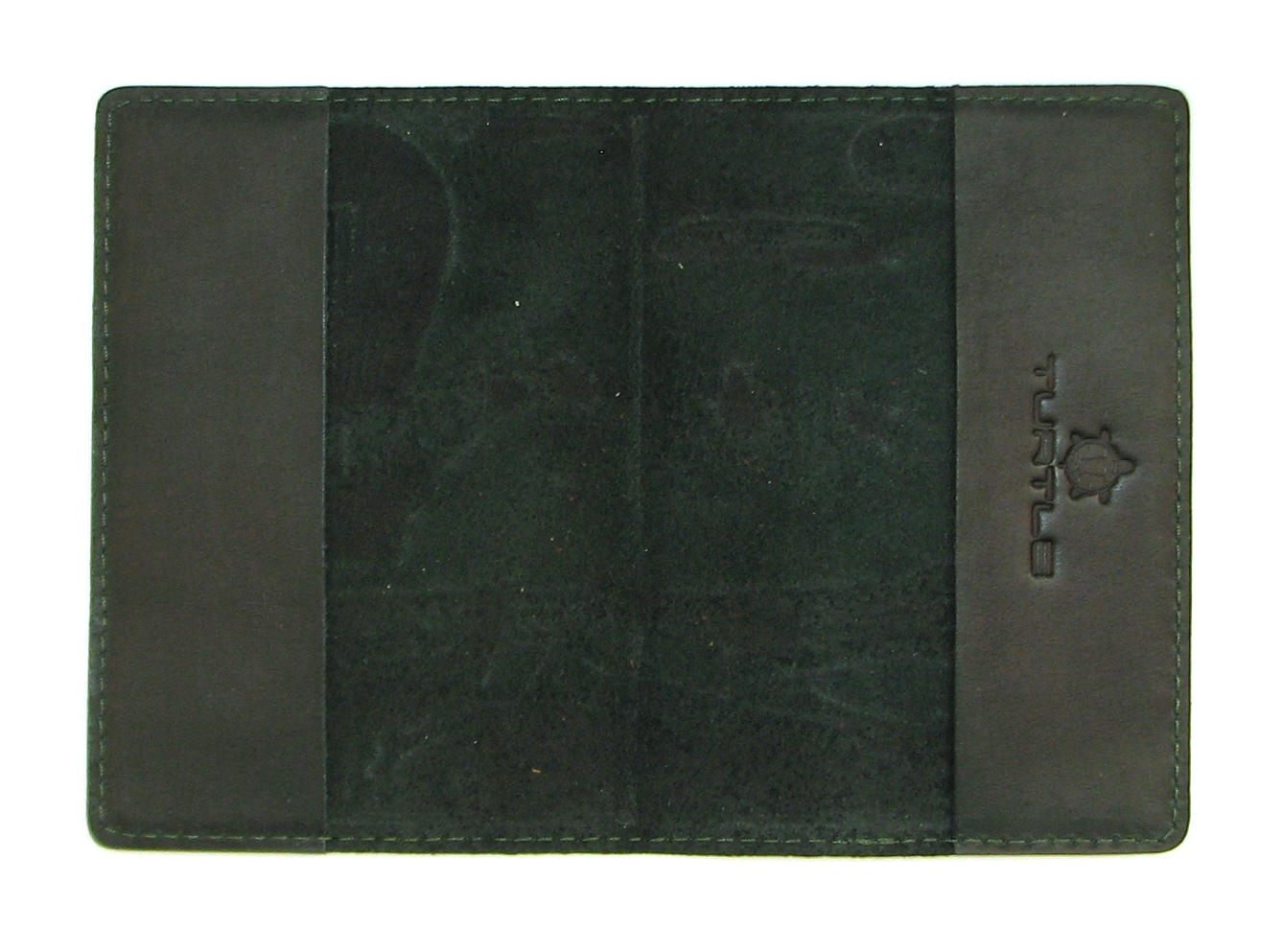 Шкіряна обкладинка на паспорт Turtle B5105Cdark Шкіряна обкладинка на паспорт Turtle B5105Cdark